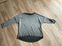 Feinstrickpulover Italy Mode, Grau mit Motiv, Gr. 38-42, wie neu Niedersachsen - Bergen Vorschau