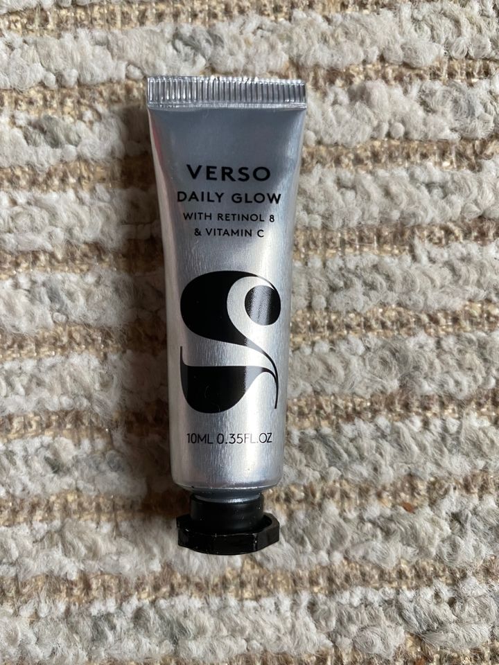 Verso 2 Daily Glow with Retinol 8 & Vitamin C 2x 10 ml Tagescreme in Jena