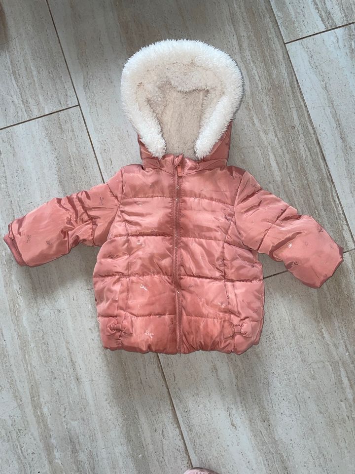 Wunderschöne Winterjacke in der Gr. 74, ca. 12 Mon., super Zustan in Berlin