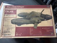 HASEGAWA 64001 - 1:20 - Maschinen Krieger Falke Berlin - Steglitz Vorschau