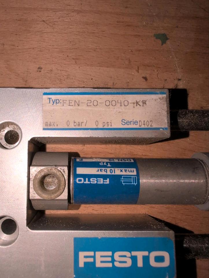 Festo Pneumatic FEN Führungseinheit + Fest Pneumatikzylinder in Heroldsberg