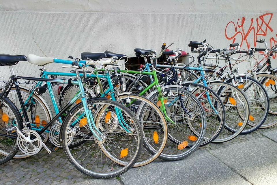 28 x schönes vintage Fahrrad Hercules Peugeot Kästle Patria ZAFF in Berlin