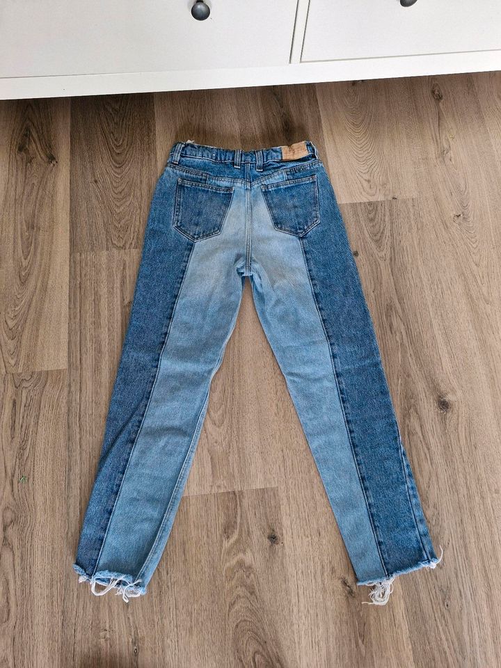 Jeans Mädchen Größe 152 neuwertig in Lengerich