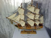 Segelschiff 3 Master His Bounty aus Holz 46cm hoch 47cm lang Hessen - Hanau Vorschau