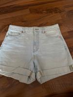 Tolle Jeansshorts im Momstyle, Mango, NEU, Gr. L Essen-West - Holsterhausen Vorschau