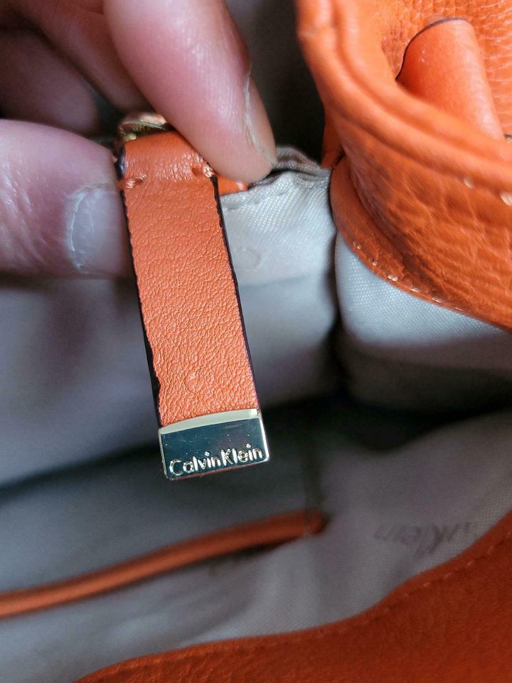 Calvin Klein Tasche Neu 100% Original in Rheda-Wiedenbrück