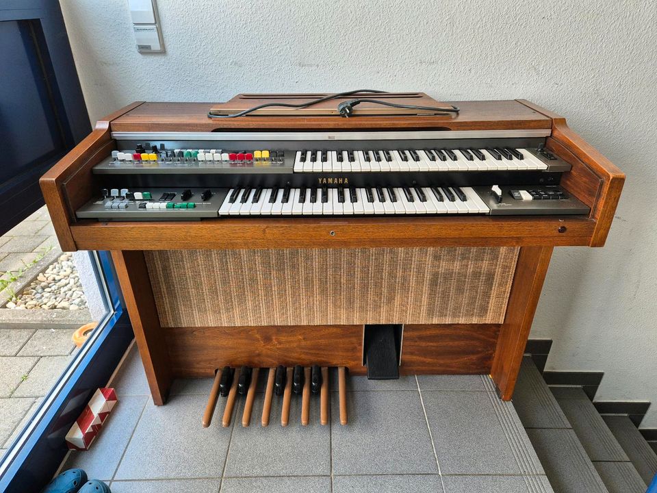 Yamaha BK-20B elektronische Orgel in Straubenhardt