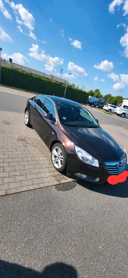 Opel Insignia Hatchback, 2L Motor (TüV bis 10.2025) in Husum