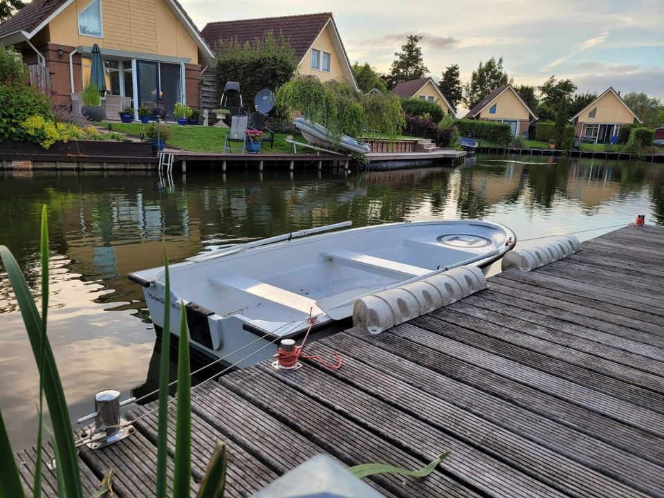 Ferienhaus in Medemblik Ijsselmeer direkt am Wasser inkl. Boot NL in Oberhausen