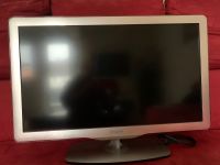 PHILIPS * Ambilight * 32" * 32PFL7675K * Edelstahl-Rahmen Hessen - Kirchhain Vorschau