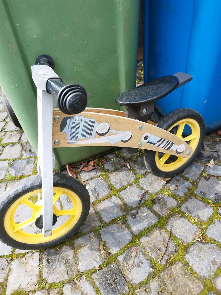 Laufrad, Holzlaufrad zu verkaufen in Marburg