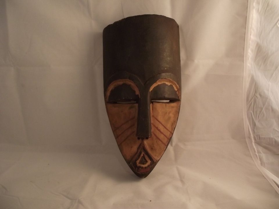 Gesichtsmaske der Kwele, Gabun, Mitte 20. Jh. in Wadern