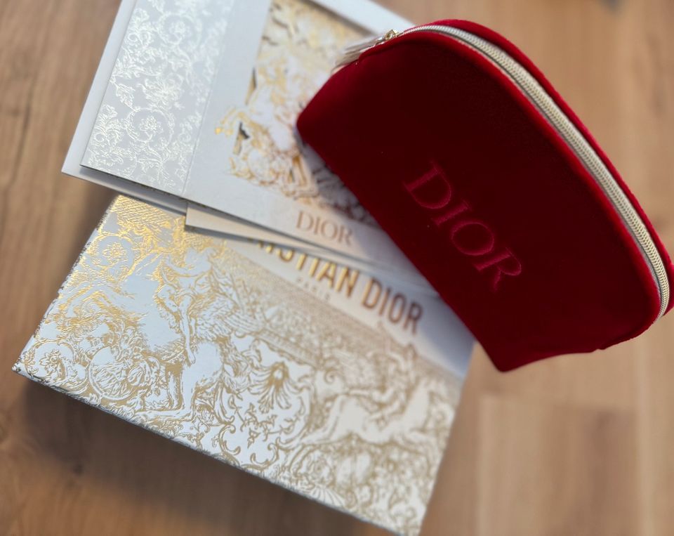 Neue Dior Beauty Kosmetiktasche inkl. Geschenkkarton und Box in Osnabrück