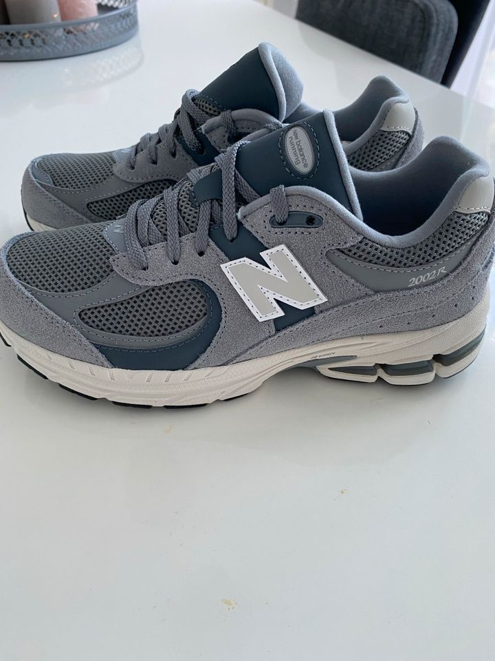 New Balance Damen Schuh grau NEU! in Köln