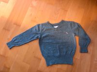 Pullover Pulli grau V-Ausschnitt H&M Größe 86/92 Junge Kr. München - Unterföhring Vorschau