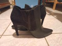 Esprit Stiefelette Pump 39 Halb Leder Halb Textil Kr. München - Unterschleißheim Vorschau