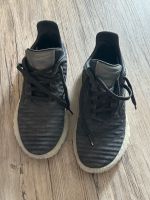 Schwarze Adidas Schuhe zu verkaufen Nordrhein-Westfalen - Castrop-Rauxel Vorschau
