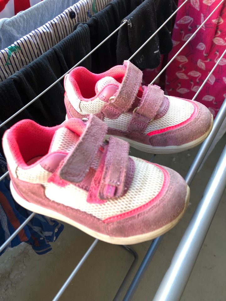 Baby Schuhe für Sommer Gr. 22, im Doppelpack!!! in München