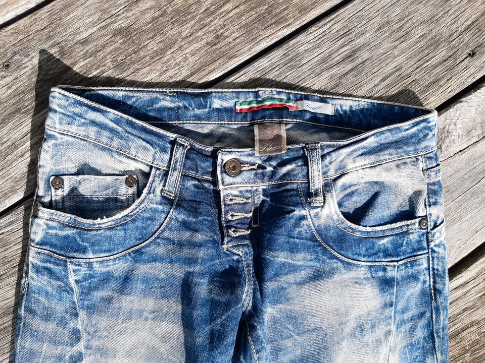 Please Jeans, small, low waist, neuwertig in Metzingen