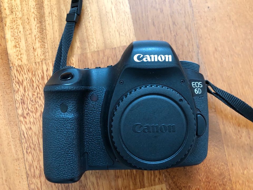 Canon EOS 6D Vollform. Body Kamera Objektiv Tasche Konverter in Osnabrück