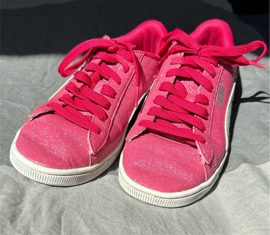 Puma Sneaker Gr. 37 pink Glitzer Turnschuhe in Krempermoor