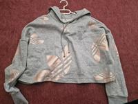 Adidas Hoodie Pulli Pullover 34 XS neuwertig grau rosa Schleswig-Holstein - Rendsburg Vorschau