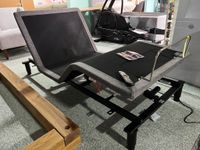 Dunlopillo Motion Base ERGO Style mit 2 Muscle Relaxation Motors Nordrhein-Westfalen - Bedburg Vorschau