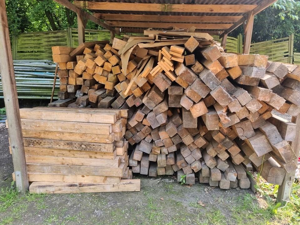Kanthölzer Holzbalken in Viersen
