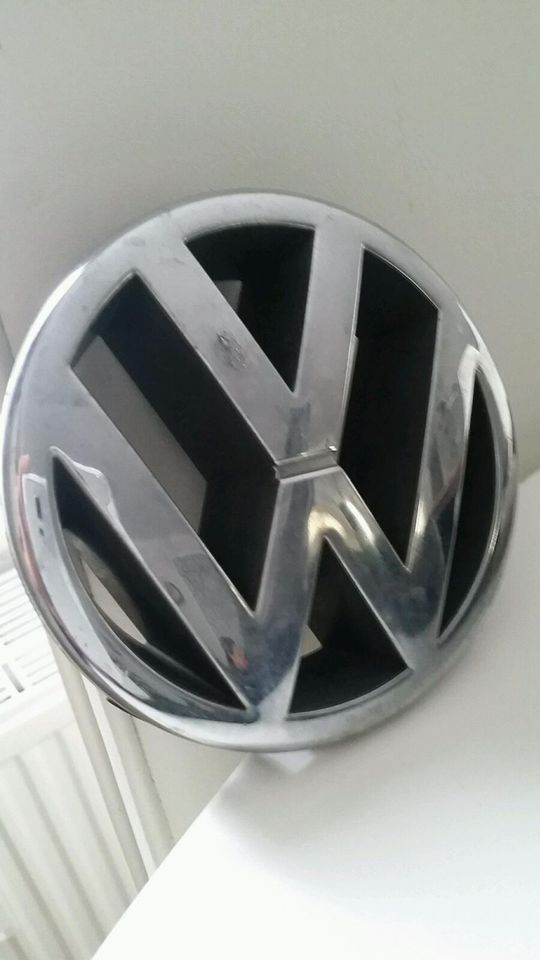 VW Volkswagen Kühlergrill Emblem Front Emblem in Hamburg