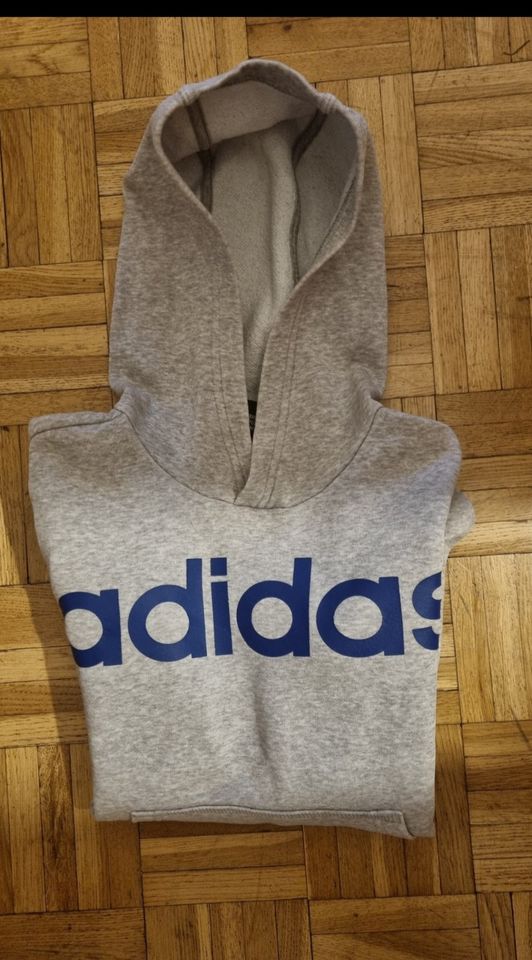 Adidas Kapuzen Pullover Gr.146/152 in Gelsenkirchen