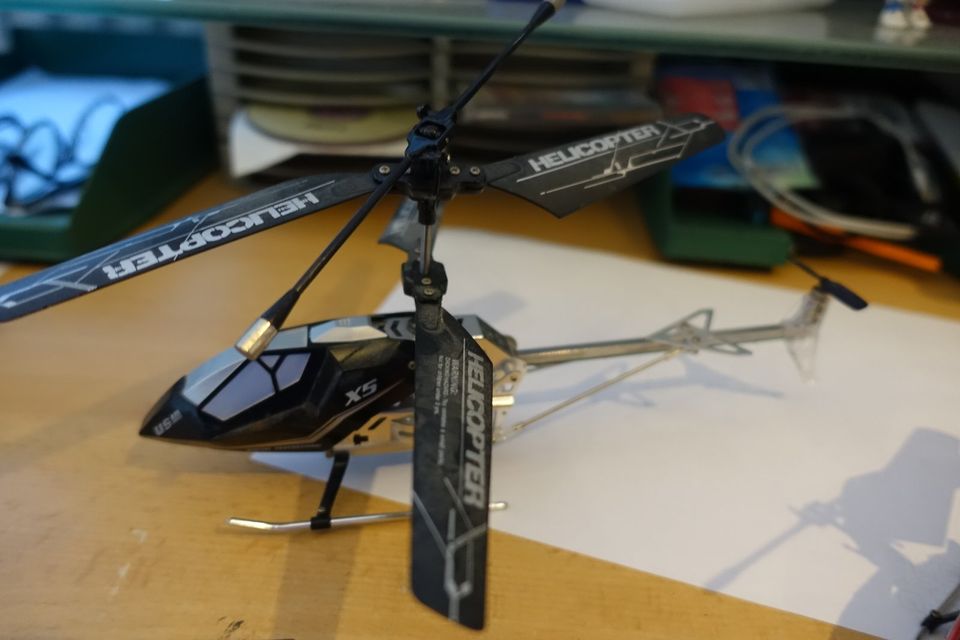 RC Modell Helikopter Hubschrauber 3D avia xtrust in Schöppenstedt