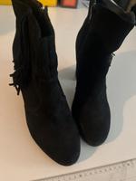 Vintage Boho Stiefeletten mit Fransen 41 hoher Absatz Wildleder Pankow - Prenzlauer Berg Vorschau