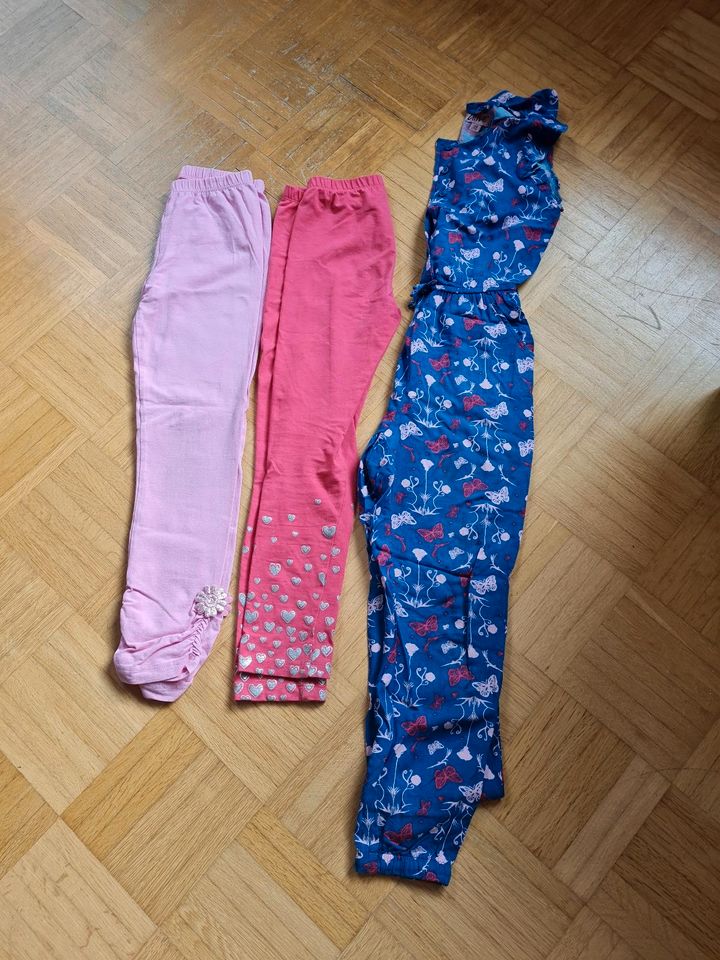 Leggings, Jumpsuit Gr. 128 Topolino und alive je 3 Euro in Ochsenfurt