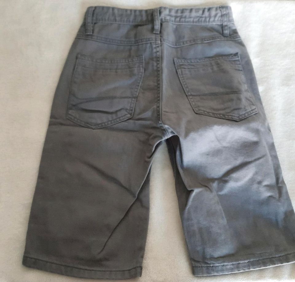 Shorts Jungen Gr. 140 - Preis 4,50€ in Berlin