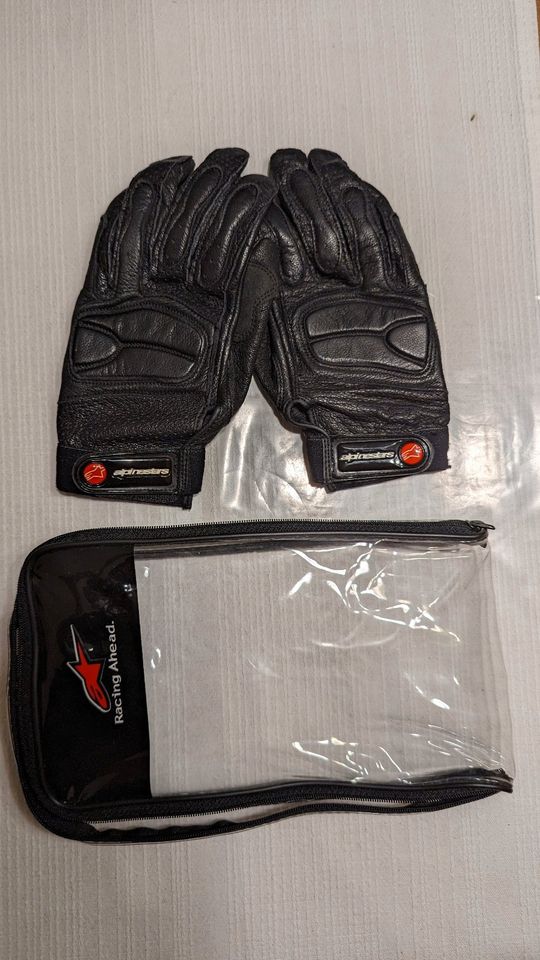 ROCC Motorradhelm Größe XS + Alpinstars Handschuhe Größe S in Löhne