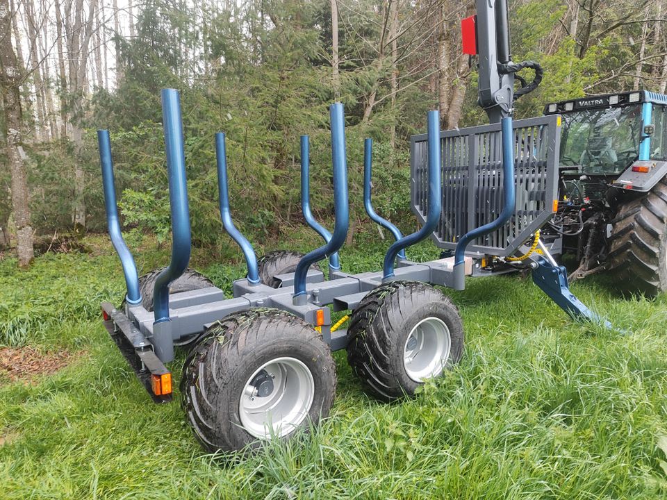 Rückewagen13,7 t mit 6,7 m Kran nicht BMF, Palms,Perzl, Pfanzelt in Dietramszell