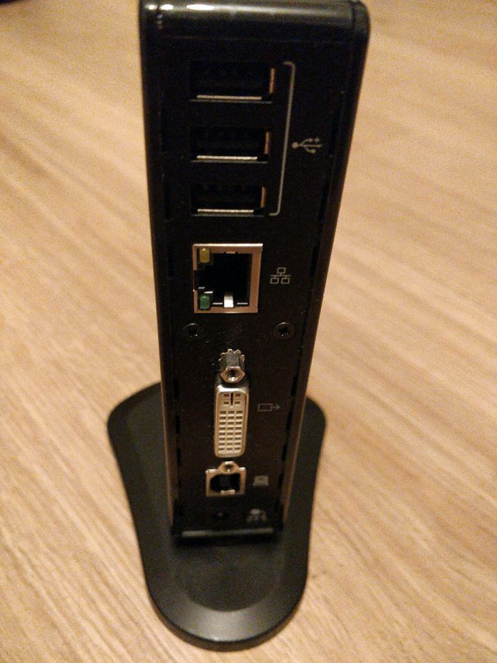 Toshiba Dynadock V10 Docking Station mit 4x USB, LAN, DVI, Audio in Augsburg