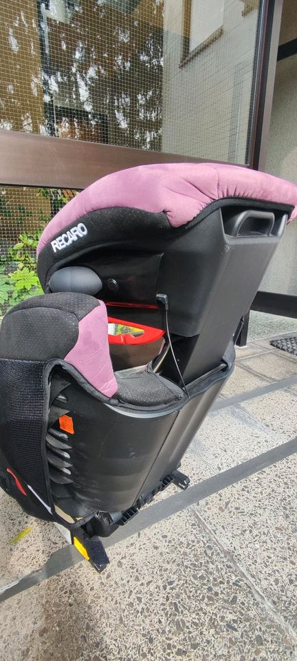 Auto-Kindersitz Monza Nova 2 Seatfix in Solingen