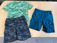 2 kurze Hosen Gr. 8 ca. 134 Tarn Camouflage + T-Shirt Gr. S GAP Berlin - Mahlsdorf Vorschau