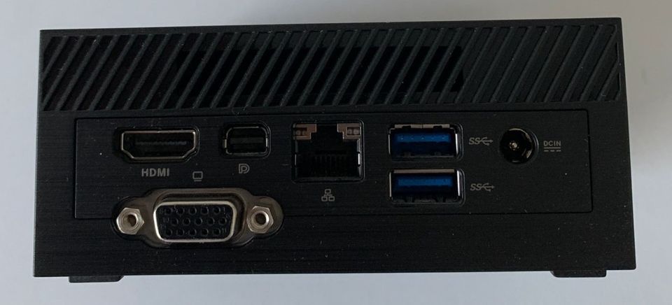 Mini PC - ASUS PN40 / 240 GB M.2 SSD / Win 11 PRO Originalverpack in Hamburg