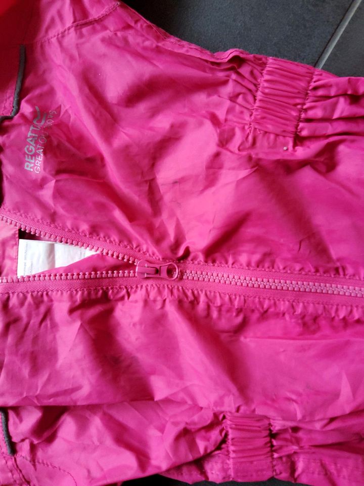 Regatta regenanzug pink größe 98 , 24 - 36 monate in Wangen im Allgäu