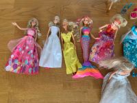 Barbies mit Zubehör und Pferd Bayern - Parkstein Vorschau