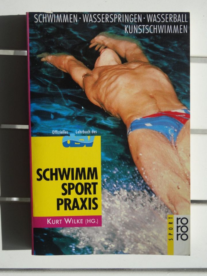 Schwimmsport-Praxis: Schwimmen - Wasserspringen - Wasserball. in Bad Breisig 