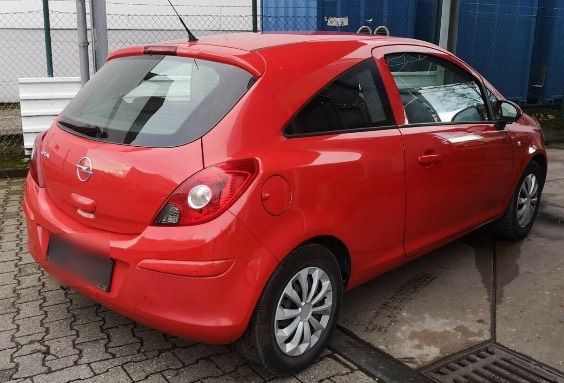 OPEL CORSA D 1.2 LPG/BENZIN Autogas Gasanlage in Duisburg