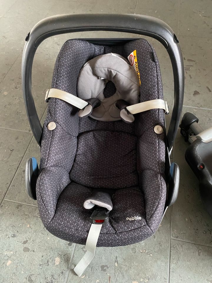 Maxi Cosi Pebble Autokindersitz Babyschale in Soest