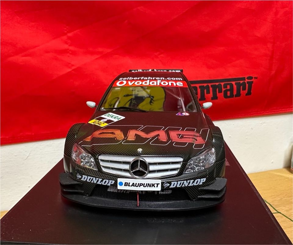 AUTOart W204 Häkkinen Mercedes Benz C-Klasse C63 V8 DTM 1:18 2007 in Nürnberg (Mittelfr)