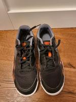 Atorka Hallensportschuhe Gr.40 Niedersachsen - Oldenburg Vorschau