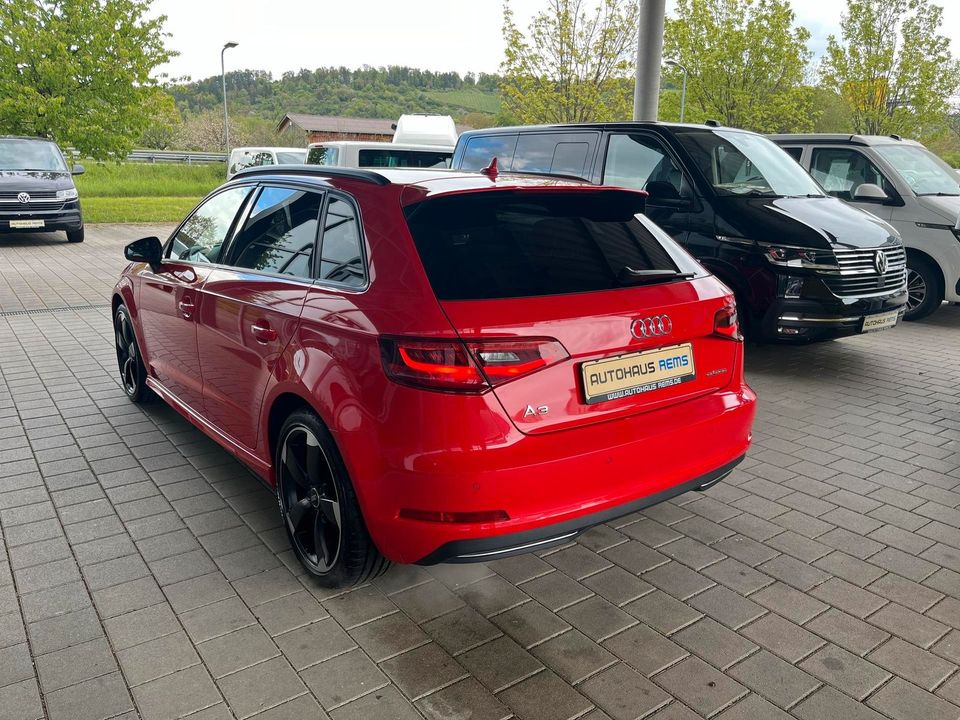 Audi A3 Sportback e-tron, NAVI, SITZHEIZUNG, PDC in Winterbach