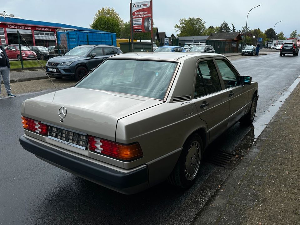 Mercedes 190 2.0 Automatik Klima schiebedach in Geldern