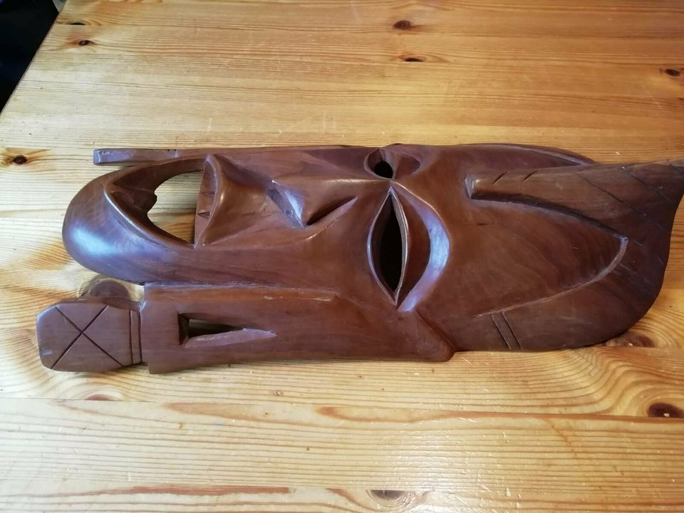 Holzmaske große Wandmaske Dekomaske Afrika Kenia 70er handgemacht in Hamburg